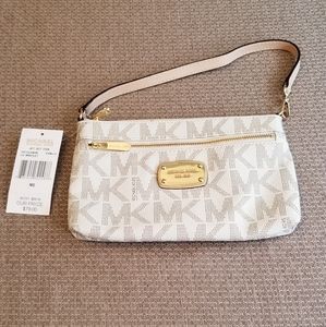 Michael Kors wristlet- NWT